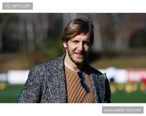 加比亚等年轻球员崭露头角 获前辈高度赞扬