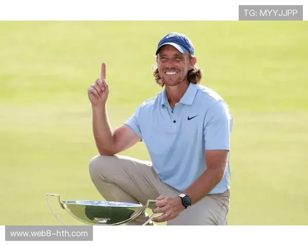 联邦快递杯总冠军汤米·弗利特伍德在圆石滩迎来本赛季美巡赛首秀 联邦快递杯总冠军汤米·弗利特伍德在圆石滩迎来本赛季美巡赛首秀